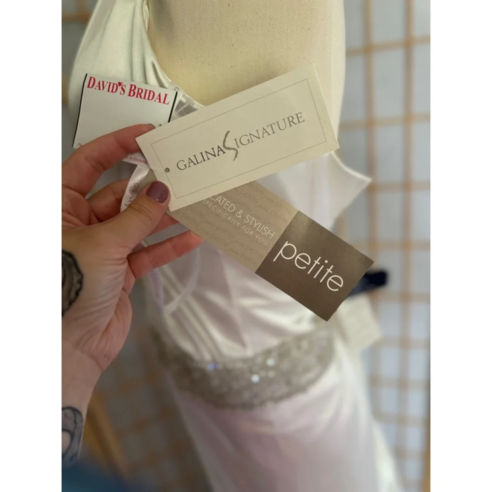 GALINA SIGNATURE NWT womens ivory ruched bodice charmeuse halter bridal gown